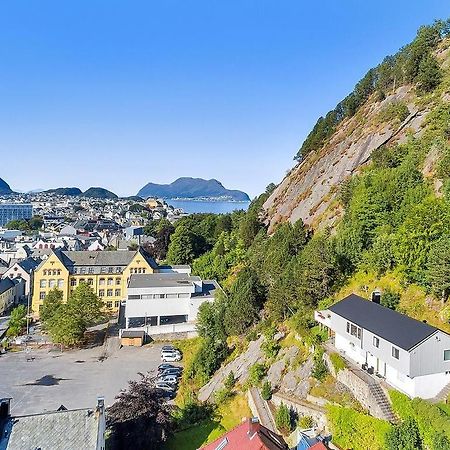 City View Studio Apartment Alesund Exterior photo